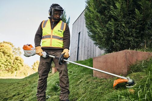 STIHL FSA 120 R Cordless Grass Trimmer