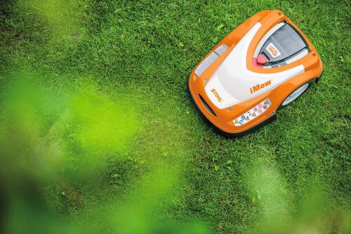 STIHL RMI 422 P Robotic Mower